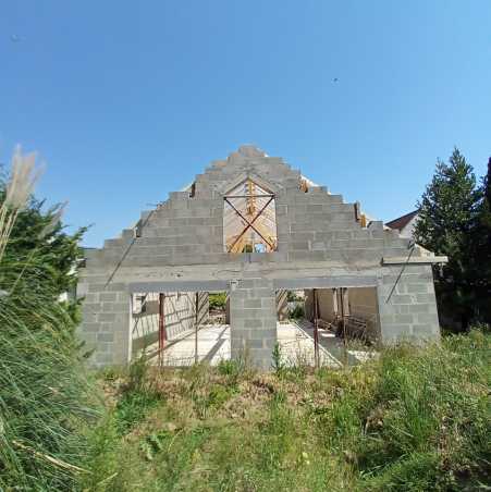 Média réf. 8366 (1/7): Maison sur mesure à MONTLIGNON  (95680) - 01023