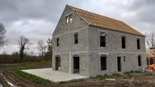 Média réf. 8647 (25/43): Maison sur mesure à LIANCOURT SAINT-PIERRE  (60240) - 01036