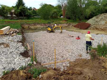 Média réf. 8405 (41/43): Maison sur mesure à LIANCOURT SAINT-PIERRE  (60240) - 01036