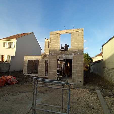Média réf. 8600 (2/5): Maison sur mesure à DEUIL LA BARRE  (95170) - 01017   