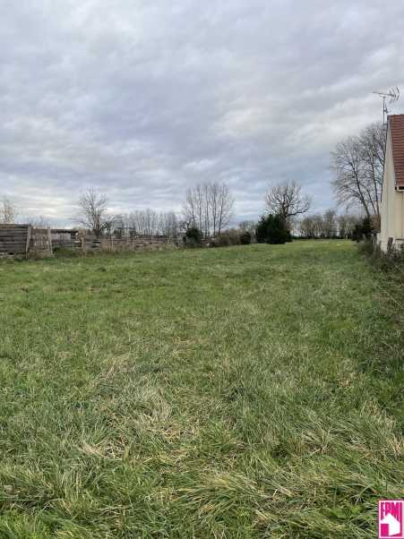 FRANCIERES (60) - TERRAIN A BATIR -3423AV